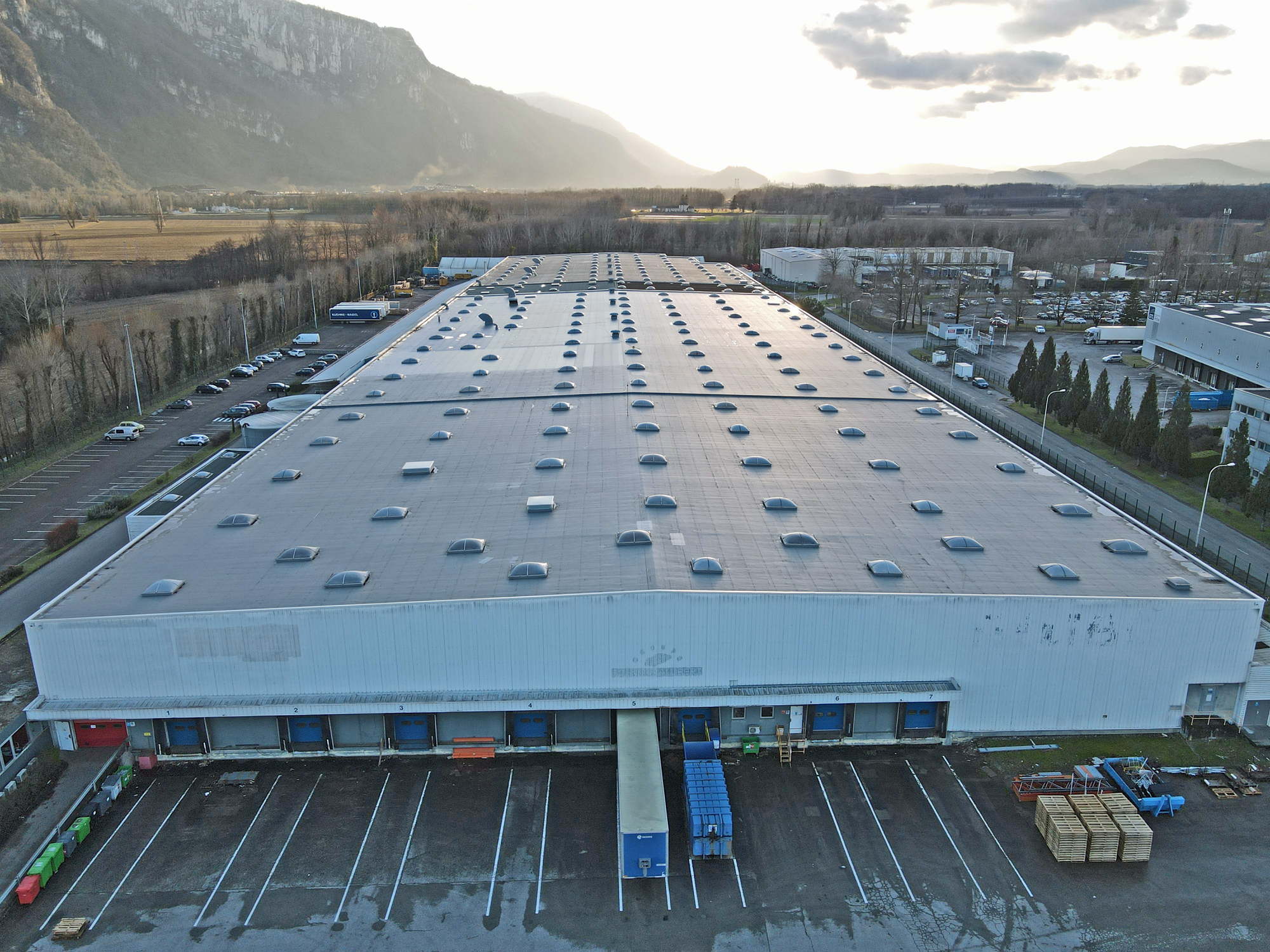 Réfection d'un bâtiment industriel à Voreppe